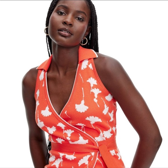 BNWT !! DVF x Target :: Collared Sleeveless Ginkgo Wrap Dress - Picture 3 of 6